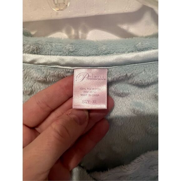 Simple Pleasures light teal green fleece night gown - Picture 2 of 8